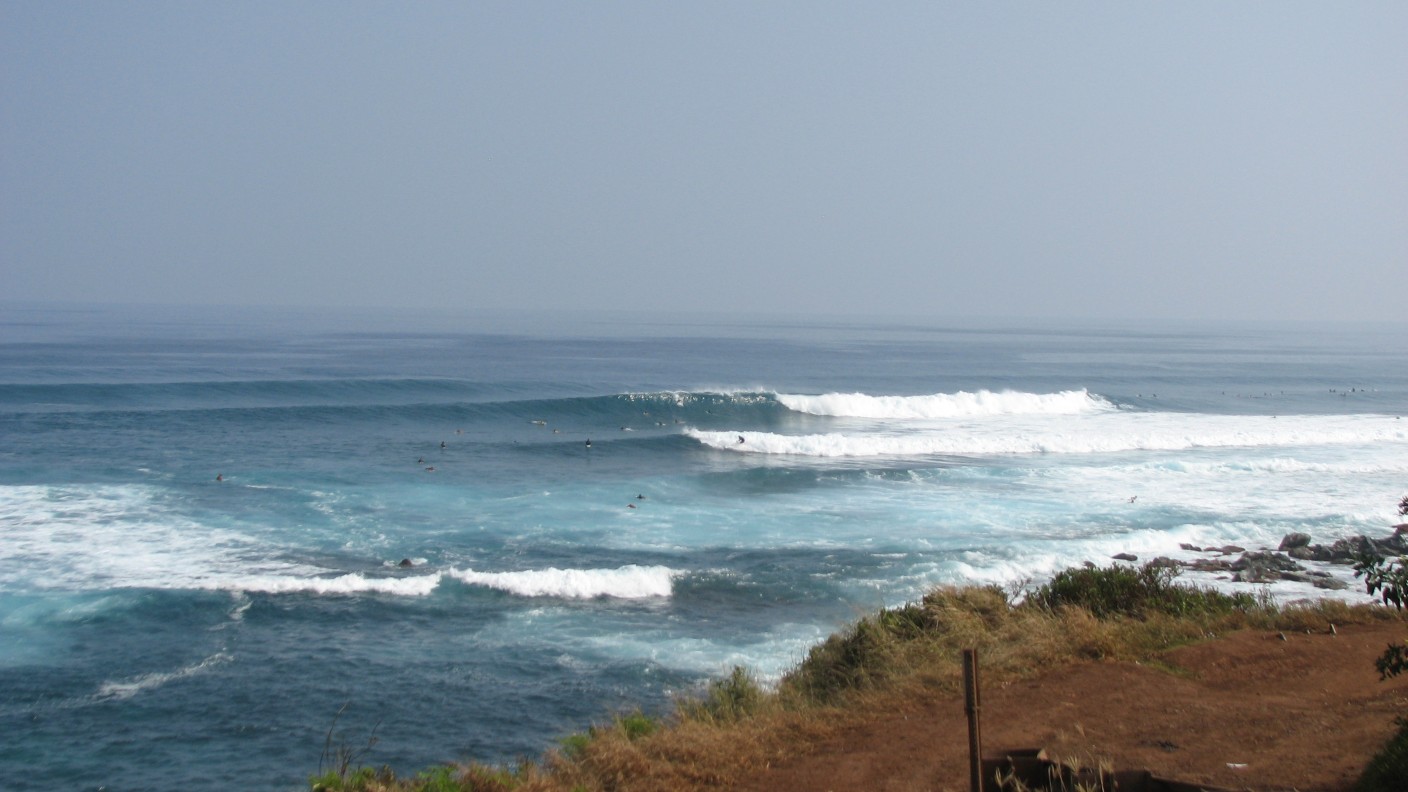 seedicksurf.com - Maui Surf Report and Photos, Hookipa