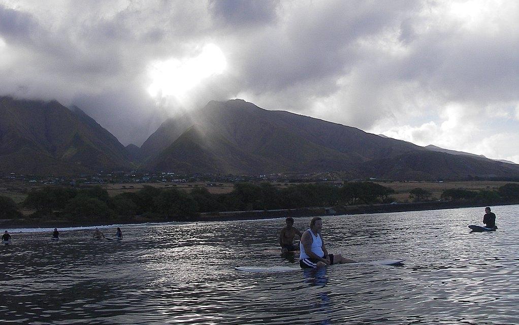 seedicksurf.com - Maui Daily Surf shots and the Maui surf report!!